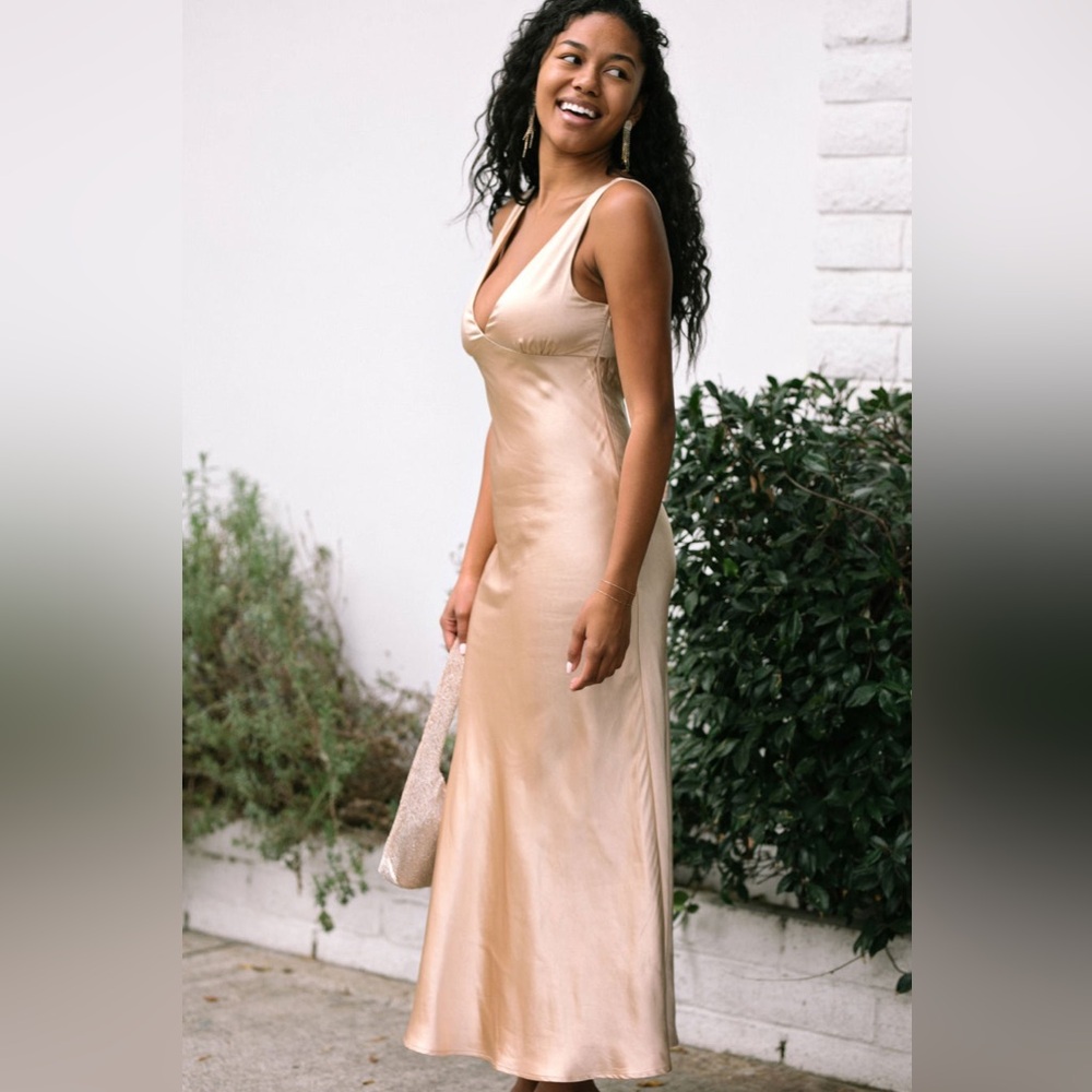 NWT Reeva Satin Maxi Dress in Gold - Size S